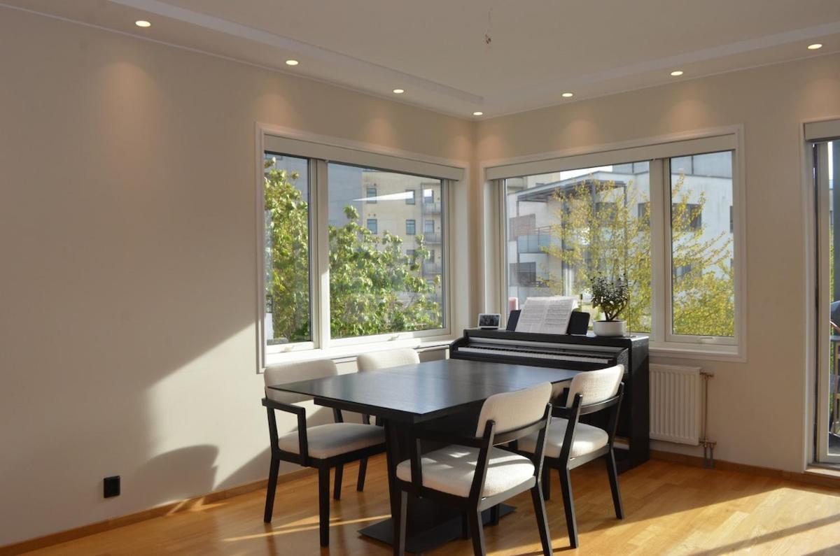 Pp1a-central-spacious,balcony, Family Withkids, Garage Apartamento